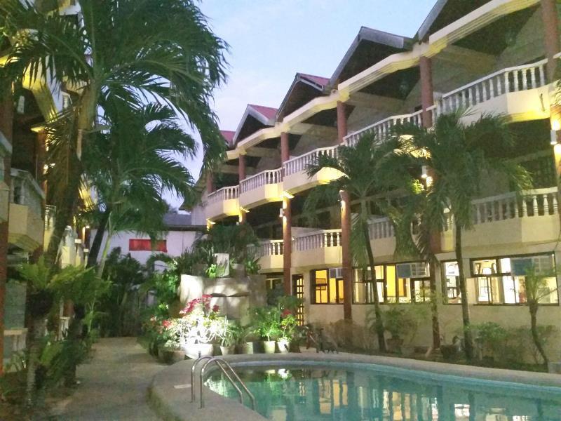 Boracay Peninsula Resort Balabag  Exterior foto